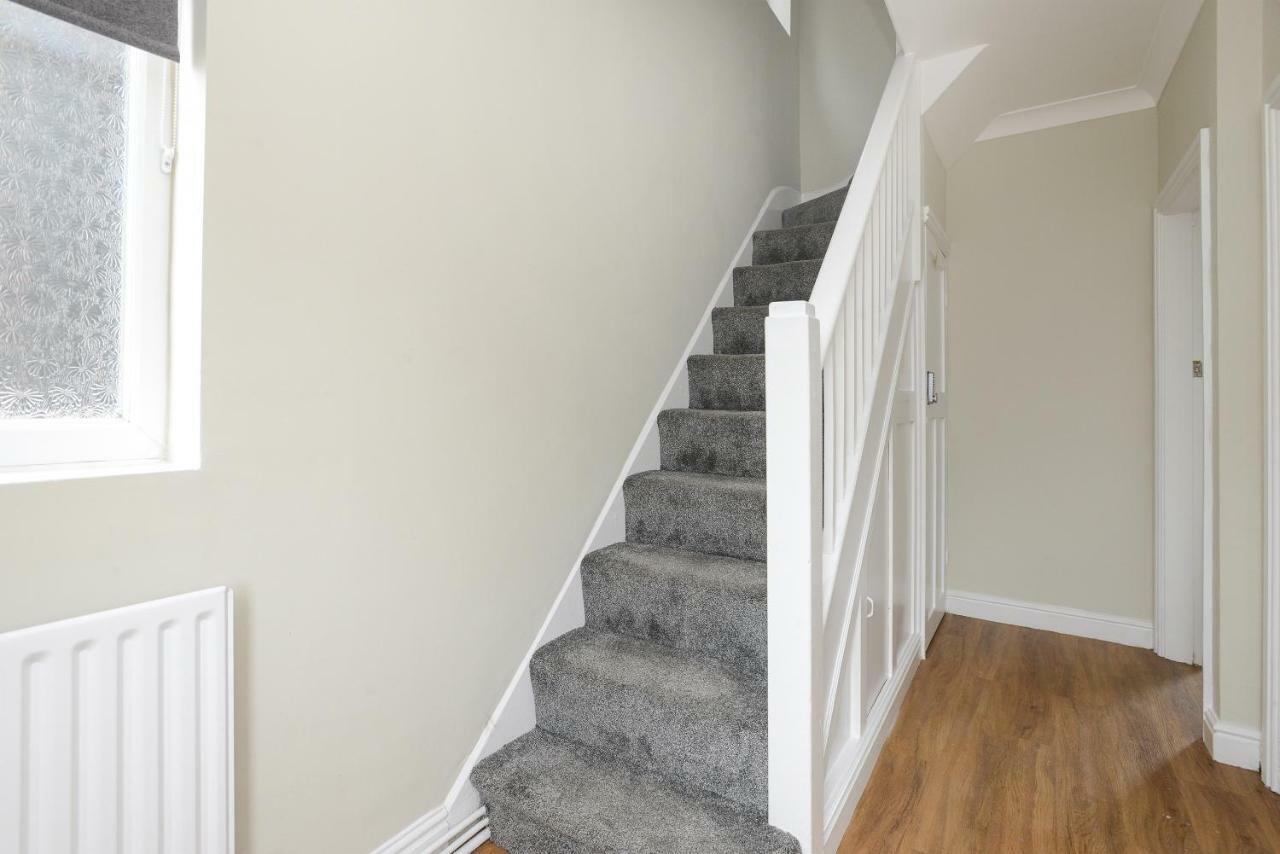 Vila Cosy House In The Heart Of Beeston With Free Parking And Wifi Nottingham Exteriér fotografie