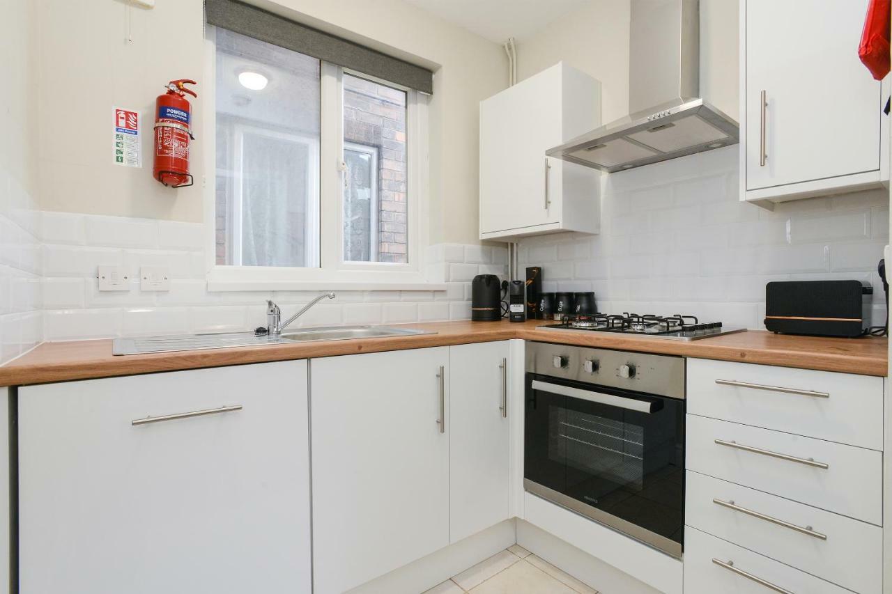 Vila Cosy House In The Heart Of Beeston With Free Parking And Wifi Nottingham Exteriér fotografie